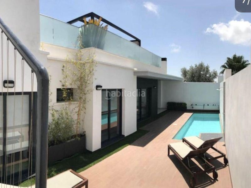 Foto e91d8aba-01eb-494b-b451-10990da11e0f. Xalet amb calefacció aparcament piscina a Lomas de Cabo Roig - Los Dolses Orihuela