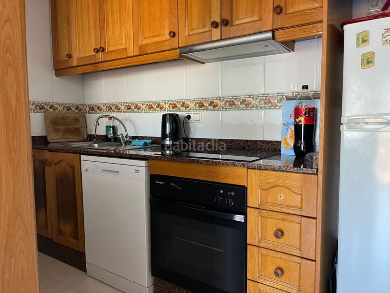 Foto 0323f1ef-64ab-4450-b1ff-b28b37ac602c. Apartament amb calefacció aparcament piscina a Antonio Machado Torrevieja