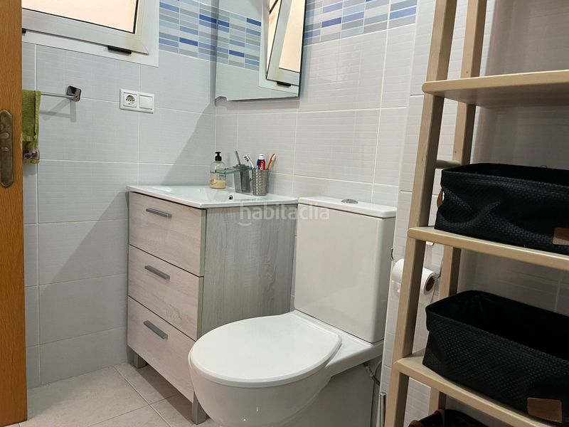 Foto 0589e356-0e7a-4ccd-ae0e-0dfee78ca201. Apartament amb calefacció aparcament piscina a Antonio Machado Torrevieja