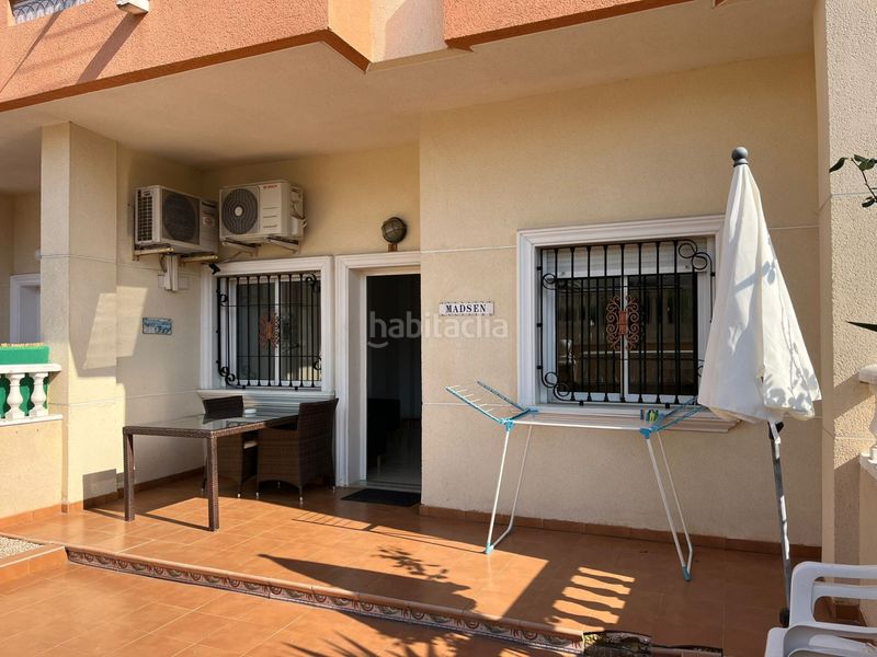 Foto 490d03a1-f32a-459b-b6c5-ffe9415840e4. Apartament amb calefacció aparcament piscina a Antonio Machado Torrevieja