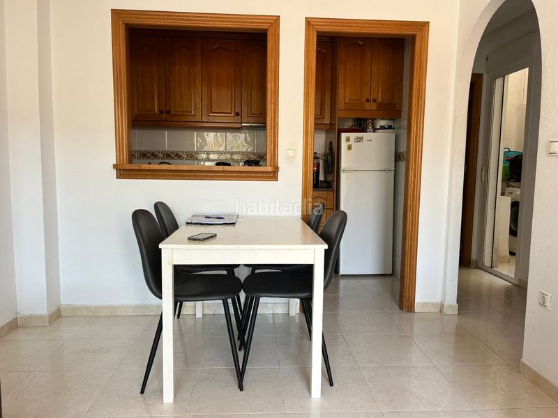 Foto d75c4b2c-b419-4efa-af2f-9c9304827ee2. Apartament amb calefacció aparcament piscina a Antonio Machado Torrevieja