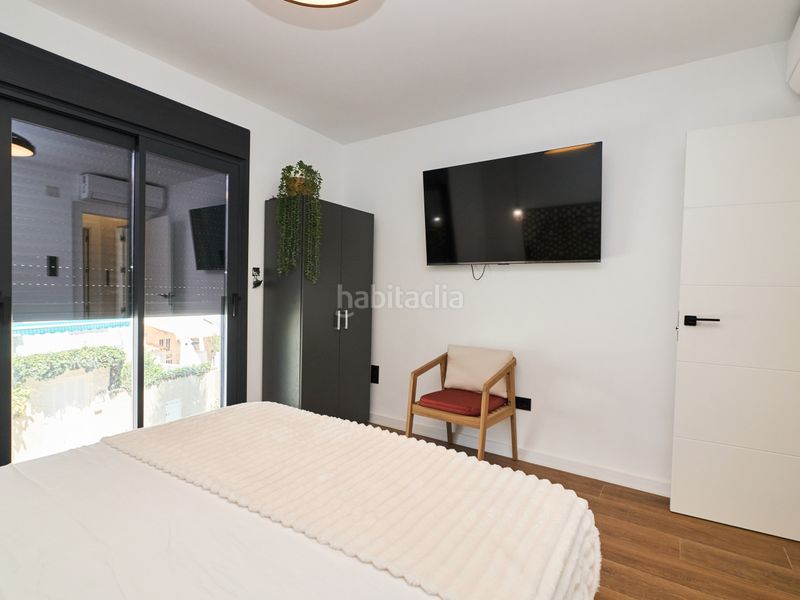 Foto a57a05a0-59af-4349-a6a5-baf5f21f9b22. Casa adossada amb calefacció piscina a nueva Torrevieja Torrevieja