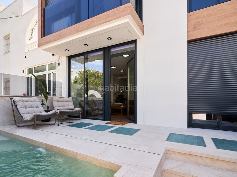 Foto c2cf89d6-2343-496e-9a6a-5dd577729ada. Casa adossada amb calefacció piscina a nueva Torrevieja Torrevieja
