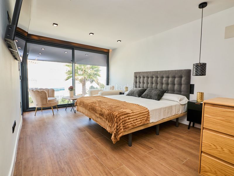 Foto ebe89ce9-c6e4-45be-b589-9f6331c90b6c. Casa adossada amb calefacció piscina a nueva Torrevieja Torrevieja