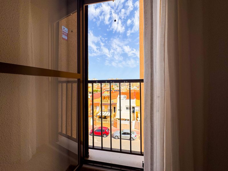 Foto ce7fa1ec-74c4-4455-a799-b947c8bb1933. Apartament amb calefacció aparcament piscina a Los Europeos Torrevieja