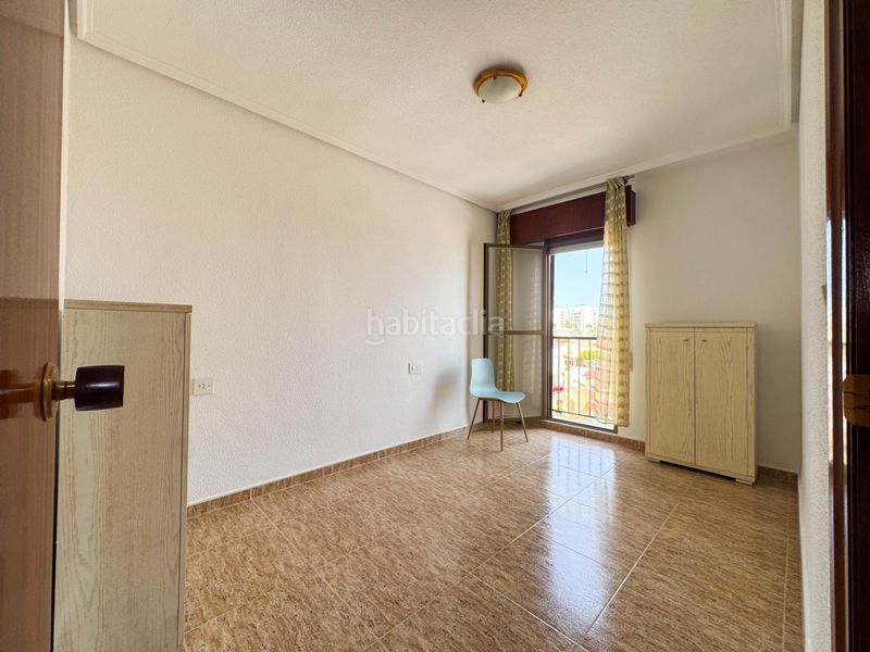 Foto f289ac1d-276c-4952-ac62-290bfe1f1deb. Apartament amb calefacció aparcament piscina a Los Europeos Torrevieja