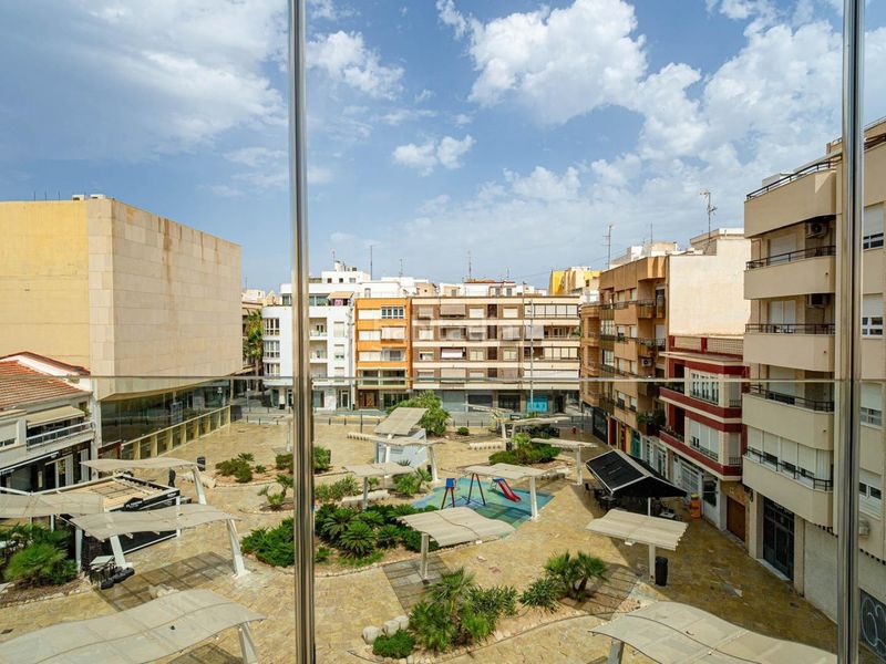 Foto 59dc5dfe-6204-4d2e-8bf3-dafd013cb140. Apartament amb calefacció aparcament a Centro - Muelle Pesquero Torrevieja