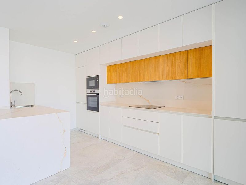 Foto 8b90a6fb-6fd6-4130-a63e-68f5f3e2b4dc. Apartament amb calefacció aparcament a Centro - Muelle Pesquero Torrevieja