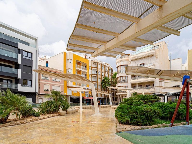 Foto ca9a600c-0af2-4244-a6c0-c9f37ba9a1bc. Apartament amb calefacció aparcament a Centro - Muelle Pesquero Torrevieja