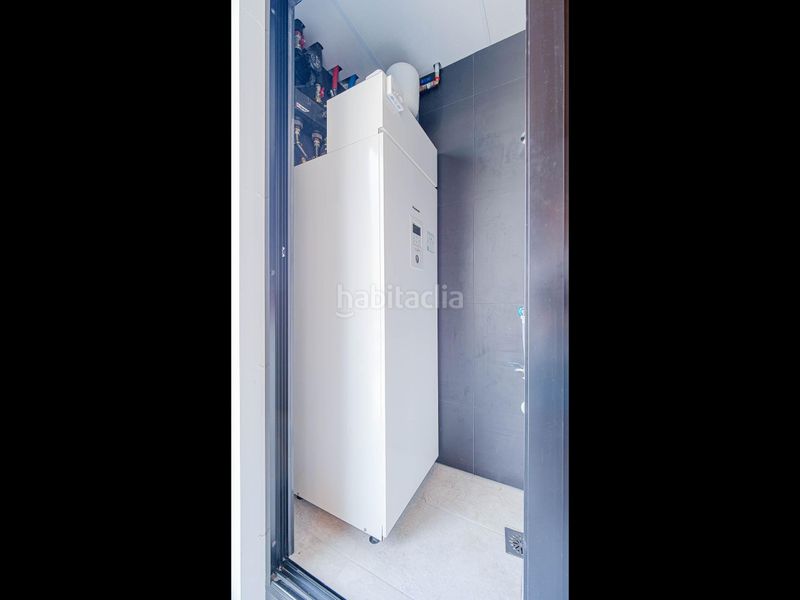 Foto d1954e56-dfd7-45ce-8e17-d3611c2fa73f. Apartament amb calefacció aparcament a Centro - Muelle Pesquero Torrevieja
