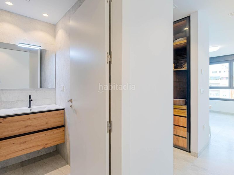 Foto d5dc2cf6-ac8a-4537-bd3a-c0c0cabdde7c. Apartament amb calefacció aparcament a Centro - Muelle Pesquero Torrevieja