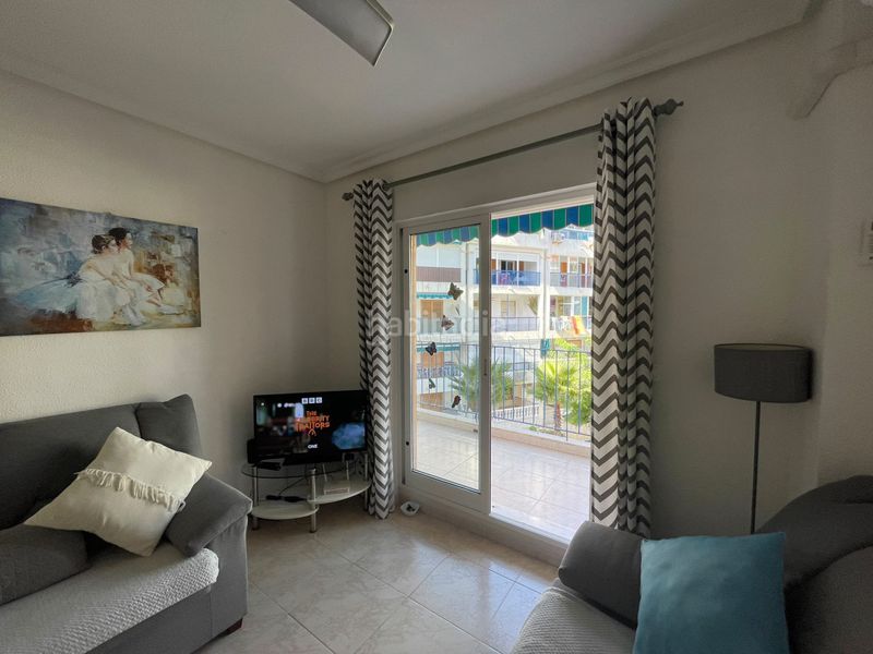 Foto 52f45574-6dbc-4b39-a245-4b14cfb5055d. Apartament amb calefacció piscina a Los Europeos Torrevieja