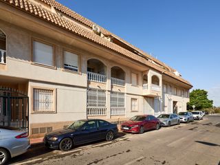 Apartment in El Acequión. Le presentamos este apartamento de 69 metros cuadrados construid