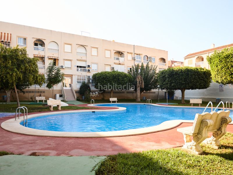 Foto 3705090d-d3ec-4b3d-8369-f50cb6aef174. Apartament amb calefacció aparcament piscina a El Acequión Torrevieja