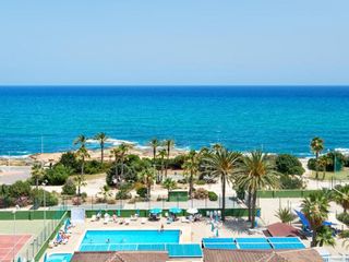 Apartament a Los Europeos. Este piso en la mata, torrevieja, con orientación sur y vistas f