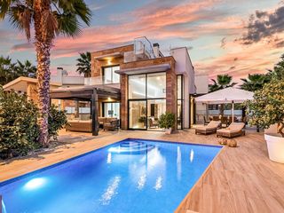 Chalet in Lomas de Cabo Roig - Los Dolses