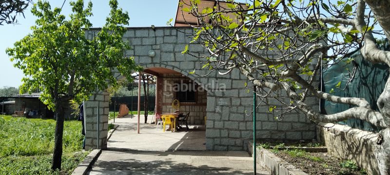 Foto bb3bc36f-4508-4626-bf02-9b2ad5e9da5b. Casa amb xemeneia aparcament a Cenicientos