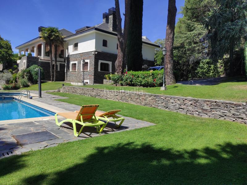 Foto 0724ba75-155d-4110-9544-3032d9ad4d91. Chalet en Los Robles Torrelodones