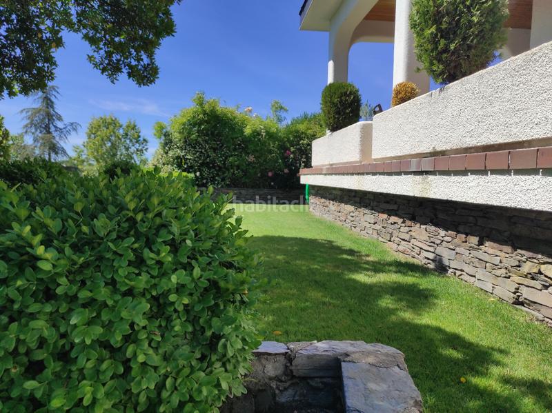 Foto b8d80e4b-38f3-4635-82b7-3893d97b37c8. Chalet en Los Robles Torrelodones