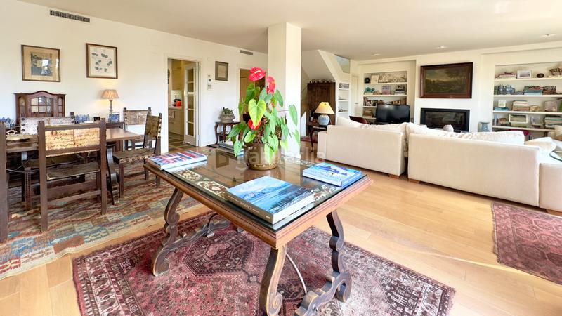 Foto cb856826-8572-4df8-ba9d-4d1fe0595677. Appartement avec cheminée chauffage piscine dans Colina Madrid