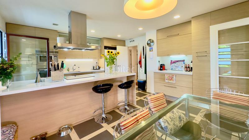 Foto 01118c2e-4717-4962-bd17-7e49ae481ad8. Dúplex en Colina Madrid