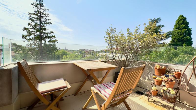 Foto ee9825a8-be58-46f3-8547-44abdbccfbbc. Dúplex en Colina Madrid