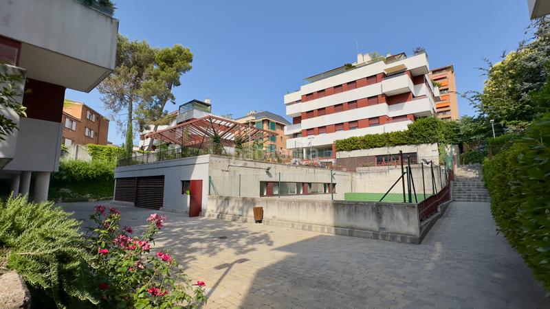 Foto 71277ba4-8e64-4dd6-98bf-f2e8b6df0e95. Flat with fireplace heating pool in Colina Madrid