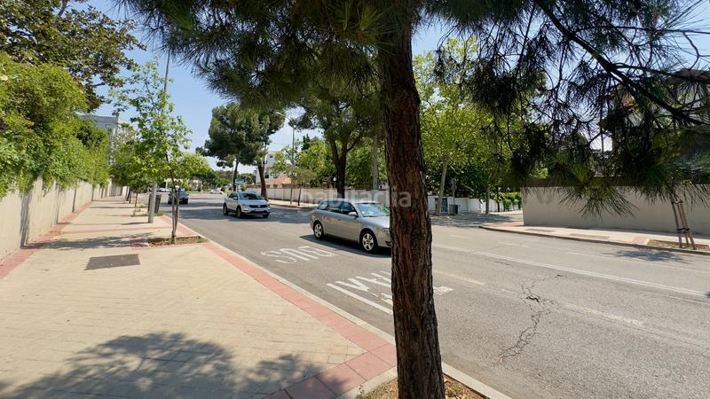 Foto 3e66dd83-e5f3-42b1-9ceb-30dd5a7f4671. Piso en Colina Madrid