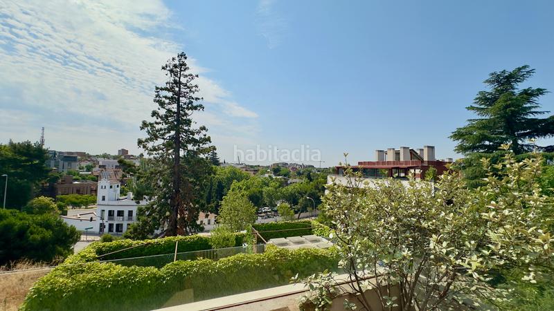Foto 7b1c141a-f7b7-4e43-a6ed-d963db54d4af. Piso en Colina Madrid