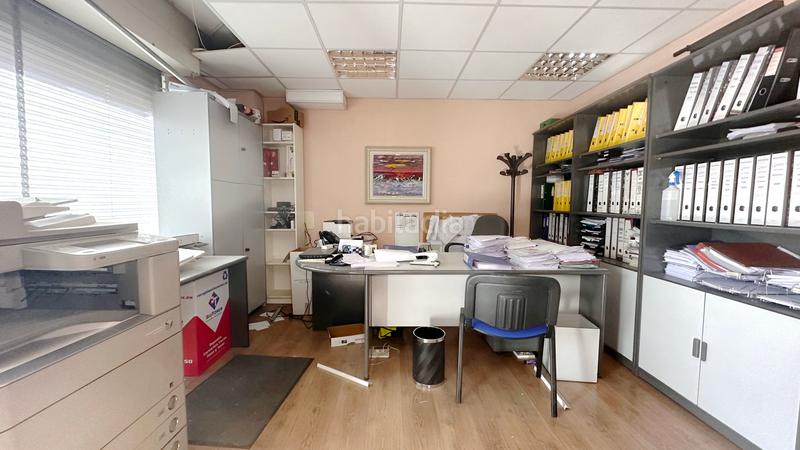 Foto 145aeca0-dc6d-46ab-8c81-bfc7c2fef0b7. Locale commerciale in Timón Madrid