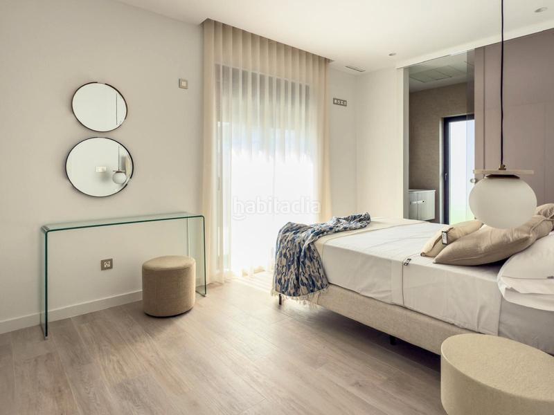 Foto 3d230c10-82eb-430b-a2d1-a8d0b0dd3b29. Alquiler chalet villa con piscina en alquiler en balcón de Finestrat-terra marina Finestrat