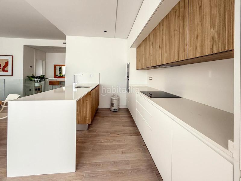 Foto f89cfe07-bfe4-4626-b167-d687e60e9a88. Alquiler chalet villa con piscina en alquiler en balcón de Finestrat-terra marina Finestrat