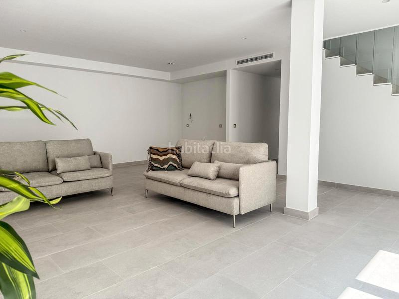 Foto b06c9906-06e7-40c4-9e38-52f2034ace3e. Rent chalet with heating parking pool in balcón de Finestrat-terra marina Finestrat