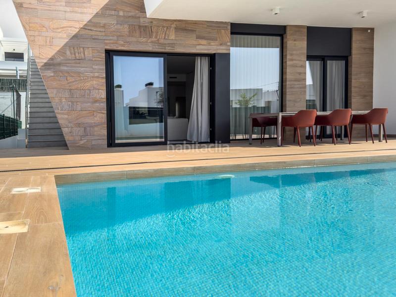 Foto f2f85048-c6b0-425c-9d5d-fa87d5492c4d. Rent chalet with heating parking pool in balcón de Finestrat-terra marina Finestrat