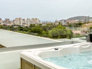 Chalet  Carrer de xile. Villa de lujo independiente en finestrat – 3 hab / 4 baños