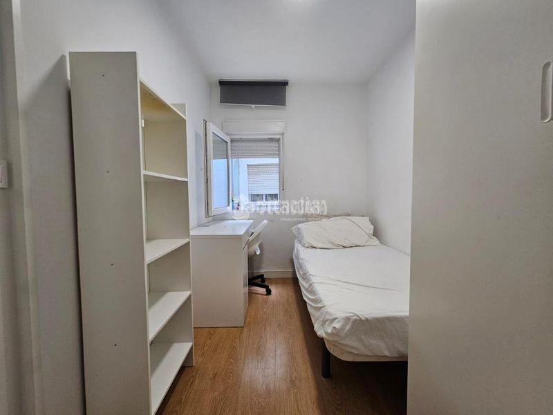 Foto 91bdbfbd-66c9-42eb-9d22-b0aa560f58a9. Rent flat with heating in Universidad Getafe