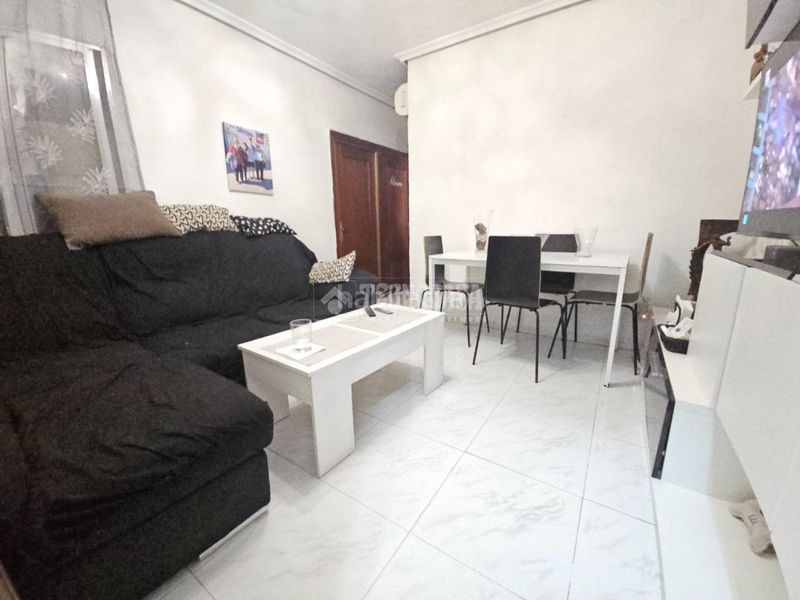 Foto b3e10eaa-8312-486c-b965-b64e39cacc30. Flat with heating in Universidad Getafe