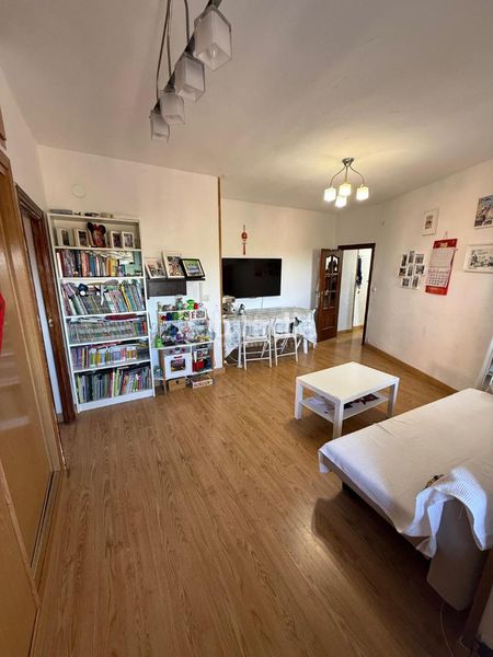 Foto fc3bf50f-1e4c-44f1-9c73-144eda6a4652. Flat in Universidad Getafe