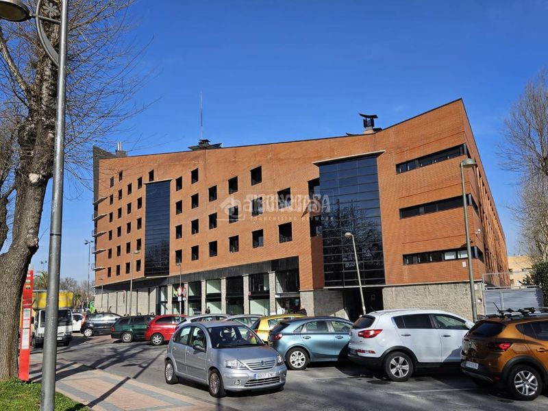 Foto 0f9c01cf-c7d1-4b82-bc61-d3cde08e27e1. Pis a Universidad Getafe