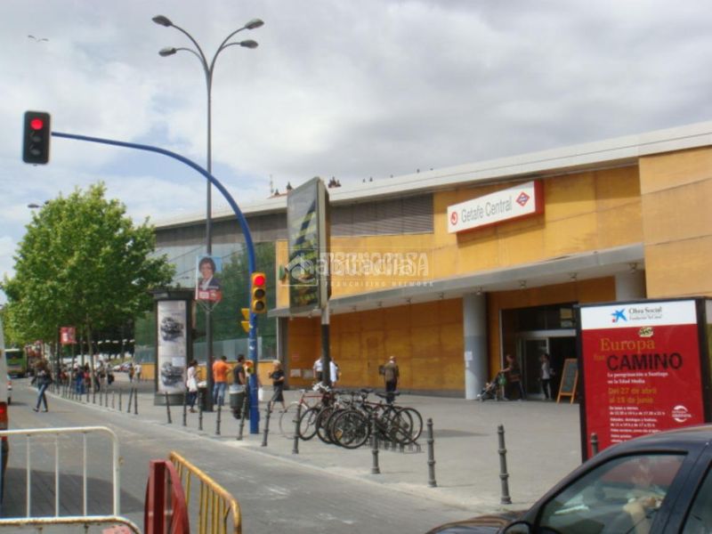 Foto ecc14ec1-405b-48c8-a65b-c046d5101212. Pis a Universidad Getafe