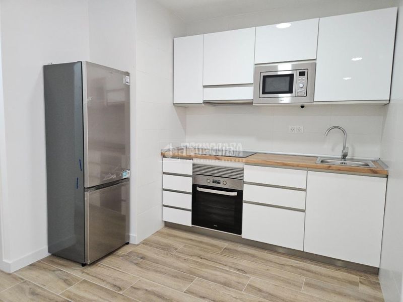 Foto 5423d810-cd18-4b42-8916-fd81ebbffa74. Piso  en venta en Universidad Getafe