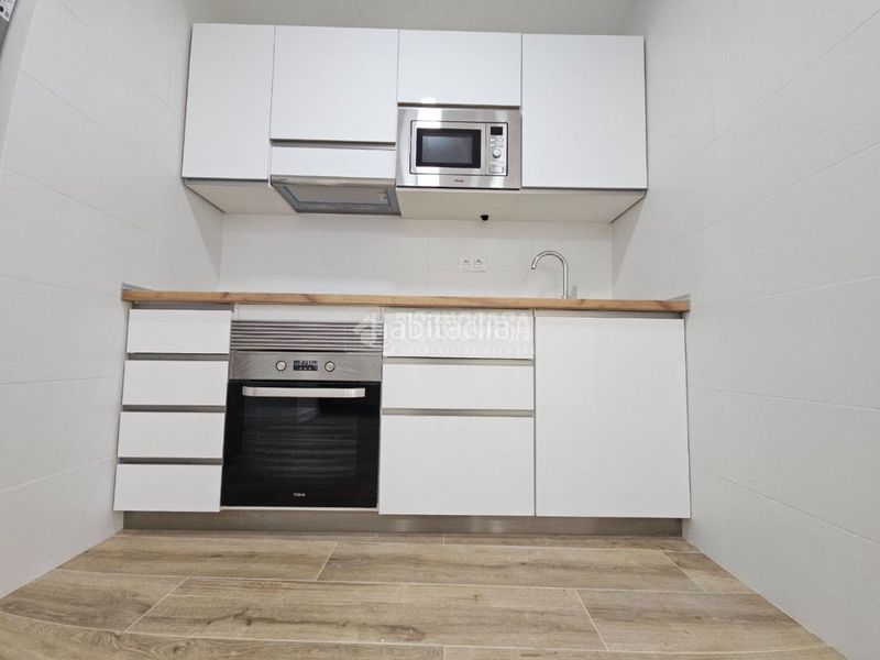 Foto 7b7fac1c-abf0-4765-92a6-0ece3948d418. Piso  en venta en Universidad Getafe