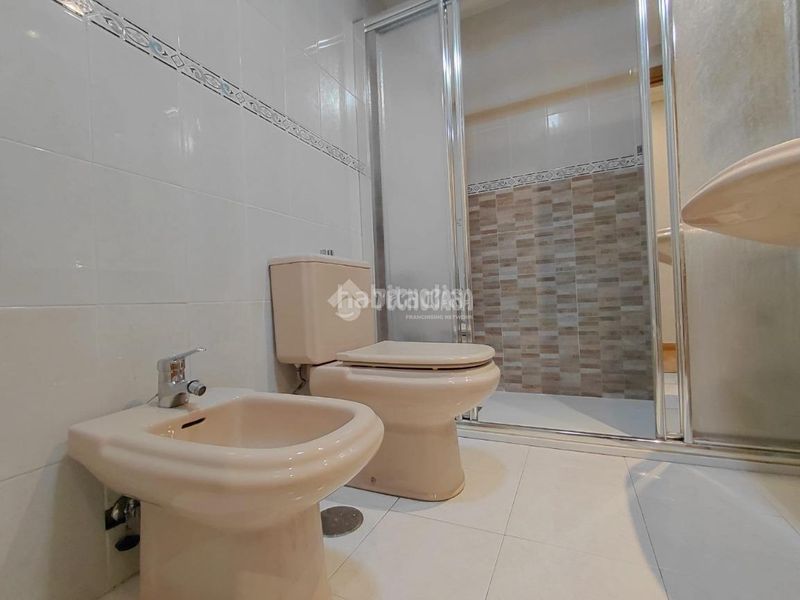 Foto a0b4c797-1b04-4f98-83b9-998f0a3a038b. Pis amb calefacció a El Rosón-Kelvinator Getafe