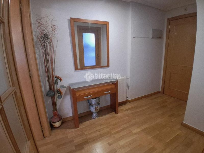 Foto d5544dc3-0e4e-4710-9d5c-cb3d0ab2f0c7. Piso  en venta en El Rosón-Kelvinator Getafe
