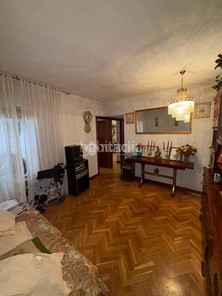 Foto 61ca0250-f934-42e6-a1ab-2c6cef3a63f0. Piso  en venta en Universidad Getafe