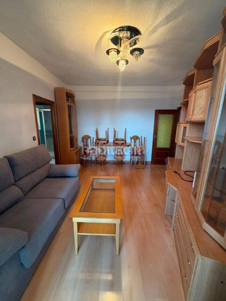 Foto 681f56f8-a971-4585-bcdb-02c2b9f6a3c6. Rent flat with heating in Universidad Getafe