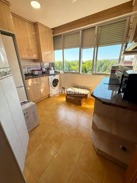 Foto 5c662bbe-941e-4603-b37d-055ba45e3643. Rent flat with heating in Universidad Getafe