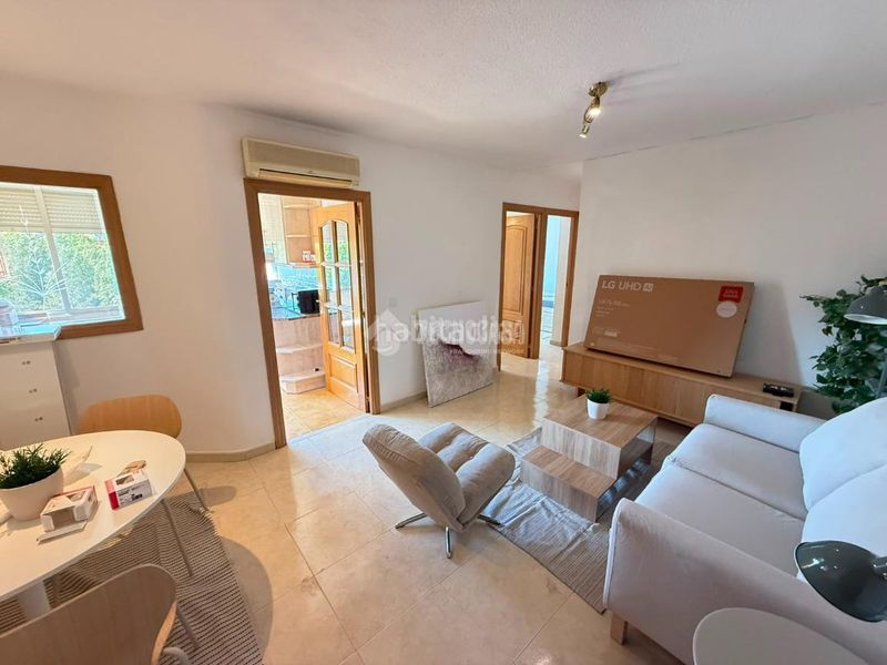 Foto bcc946a8-62be-4d7d-be28-39fda00e1b30. Rent flat with heating in Universidad Getafe
