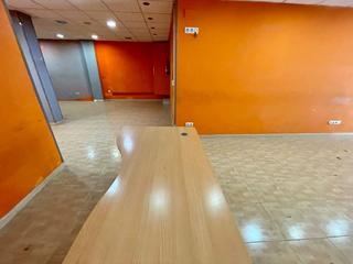 Business premise in El Tancat-Mas d´en Gual. Local en venta en el vendrell!!!