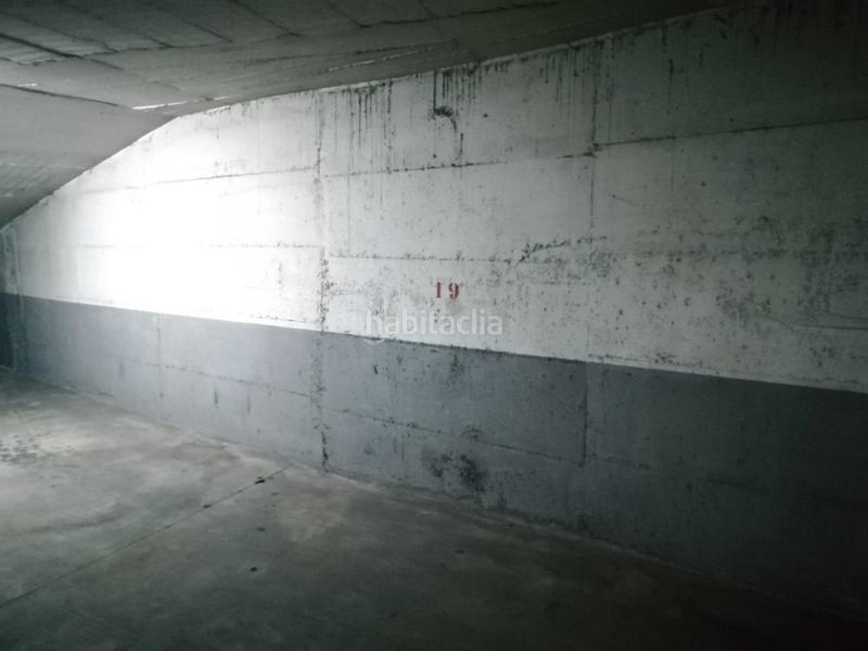 Foto 2b66e899-68d6-45f7-8b75-60e25eaf6d13. Miete autoparkplatz in Centre Vendrell (El)